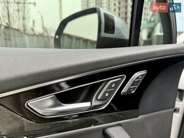 Серый Ауди Ку 7, объемом двигателя 3 л и пробегом 415 тыс. км за 24999 $, фото 49 на Automoto.ua