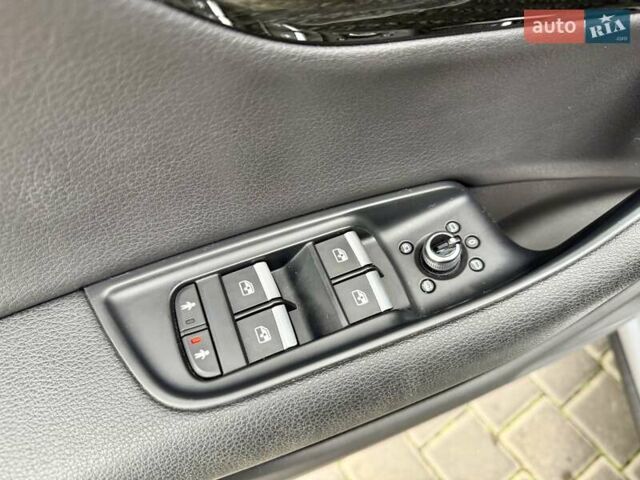 Серый Ауди Ку 7, объемом двигателя 3 л и пробегом 415 тыс. км за 24999 $, фото 51 на Automoto.ua