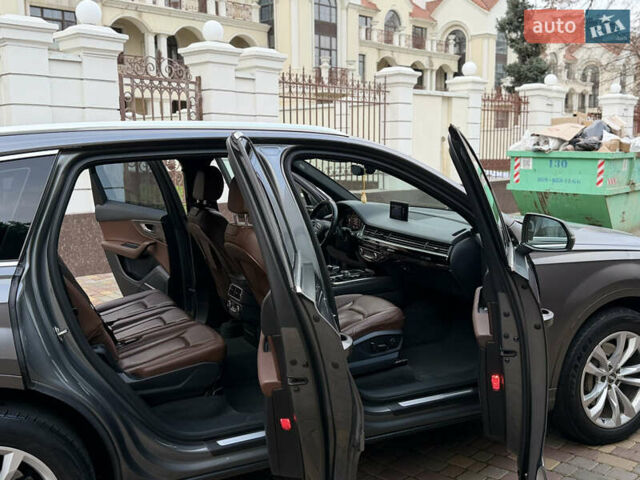 Серый Ауди Ку 7, объемом двигателя 3 л и пробегом 250 тыс. км за 25900 $, фото 14 на Automoto.ua