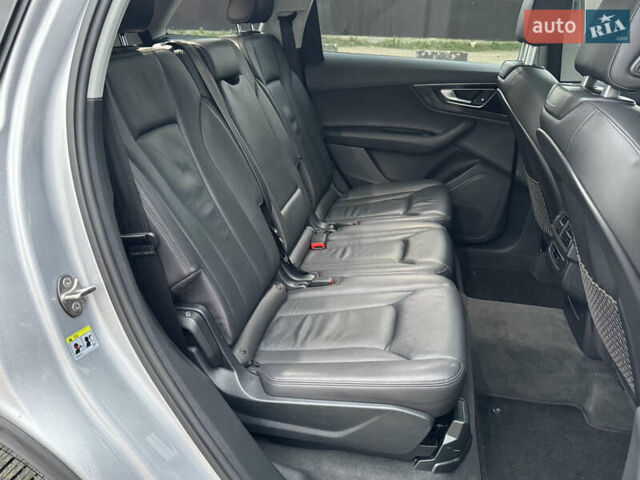 Сірий Ауді Ку 7, об'ємом двигуна 3 л та пробігом 138 тис. км за 22950 $, фото 49 на Automoto.ua