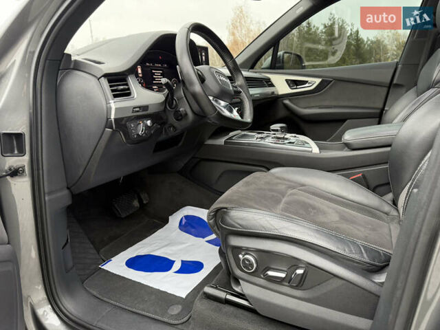 Серый Ауди Ку 7, объемом двигателя 2.97 л и пробегом 210 тыс. км за 35900 $, фото 32 на Automoto.ua