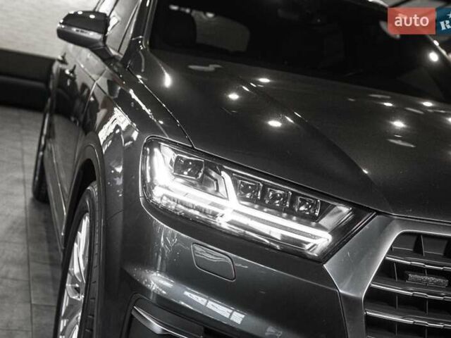 Ауді Ку 7 2015 у Одесі на Automoto.ua Сірий Ауді Ку 7, об'ємом двигуна 2.97 л та пробігом 142 тис. км за 32900 $, фото 32 на Automoto.ua