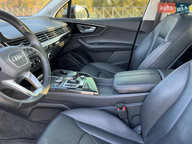 Сірий Ауді Ку 7, об'ємом двигуна 3 л та пробігом 178 тис. км за 22999 $, фото 11 на Automoto.ua