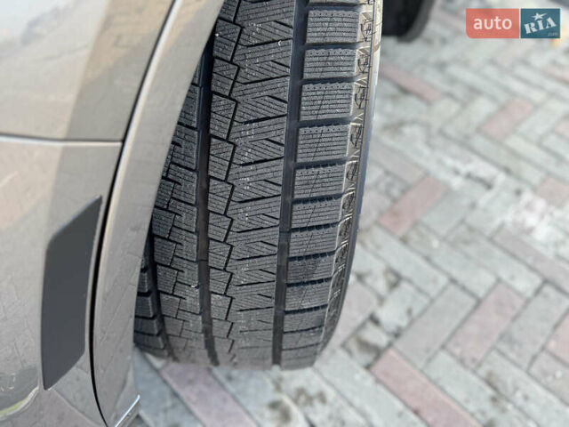 Сірий Ауді Ку 7, об'ємом двигуна 3 л та пробігом 177 тис. км за 22999 $, фото 23 на Automoto.ua