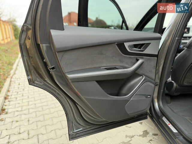 Сірий Ауді Ку 7, об'ємом двигуна 2.97 л та пробігом 246 тис. км за 33500 $, фото 40 на Automoto.ua