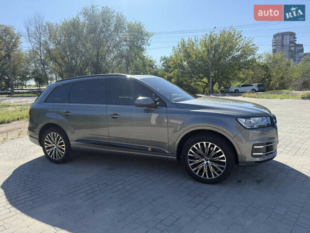 Сірий Ауді Ку 7, об'ємом двигуна 3 л та пробігом 183 тис. км за 27500 $, фото 6 на Automoto.ua