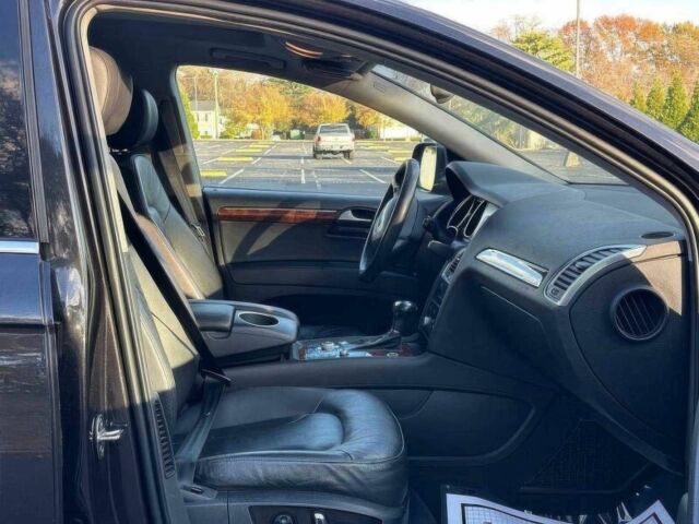 Сірий Ауді Ку 7, об'ємом двигуна 3 л та пробігом 74 тис. км за 13500 $, фото 8 на Automoto.ua