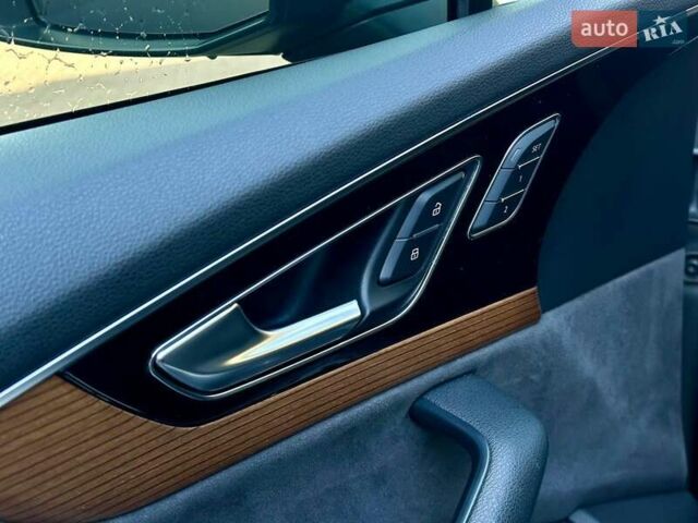 Сірий Ауді Ку 7, об'ємом двигуна 3 л та пробігом 160 тис. км за 32999 $, фото 30 на Automoto.ua