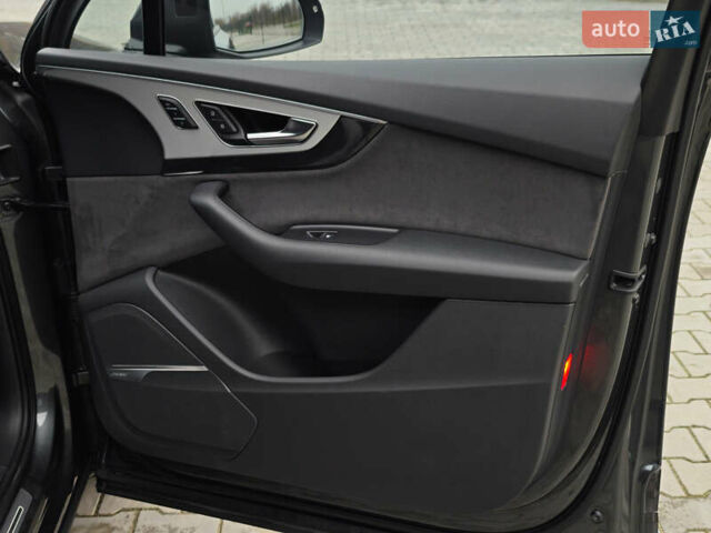 Сірий Ауді Ку 7, об'ємом двигуна 2.97 л та пробігом 184 тис. км за 46900 $, фото 79 на Automoto.ua