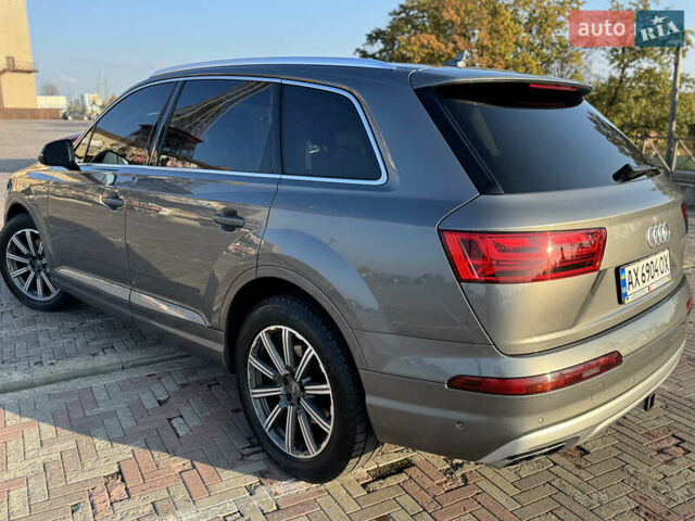 Ауді Ку 7 2015 у Харкові на Automoto.ua Сірий Ауді Ку 7, об'ємом двигуна 3 л та пробігом 177 тис. км за 22999 $, фото 7 на Automoto.ua