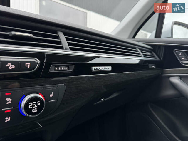 Сірий Ауді Ку 7, об'ємом двигуна 3 л та пробігом 138 тис. км за 22950 $, фото 44 на Automoto.ua