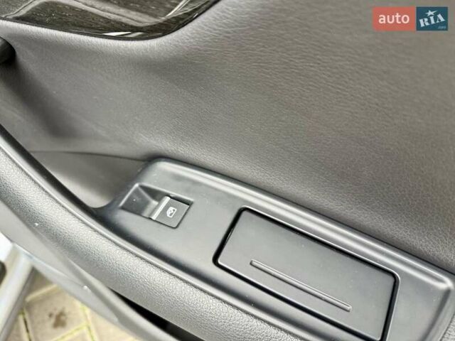 Серый Ауди Ку 7, объемом двигателя 3 л и пробегом 415 тыс. км за 24999 $, фото 72 на Automoto.ua