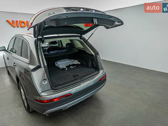 Серый Ауди Ку 7, объемом двигателя 3 л и пробегом 208 тыс. км за 31521 $, фото 6 на Automoto.ua