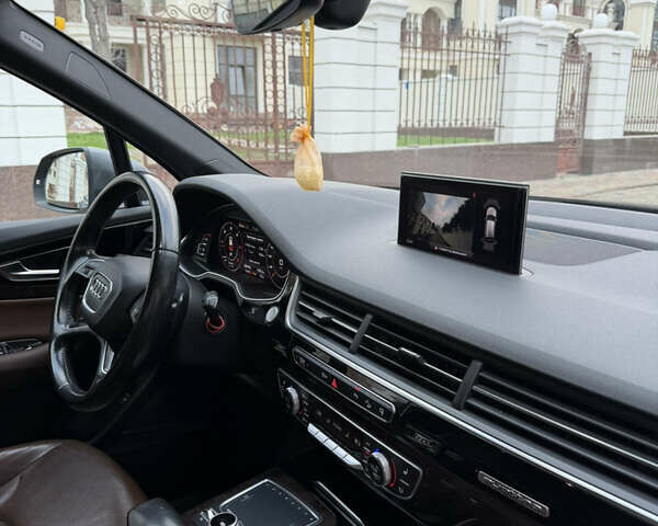 Серый Ауди Ку 7, объемом двигателя 3 л и пробегом 250 тыс. км за 25900 $, фото 15 на Automoto.ua