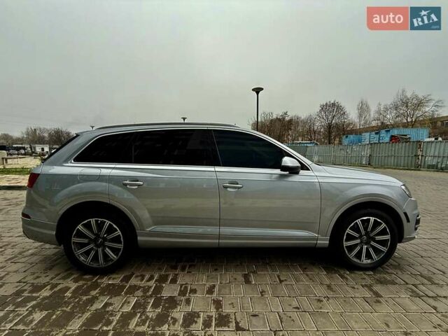 Серый Ауди Ку 7, объемом двигателя 3 л и пробегом 415 тыс. км за 24999 $, фото 6 на Automoto.ua