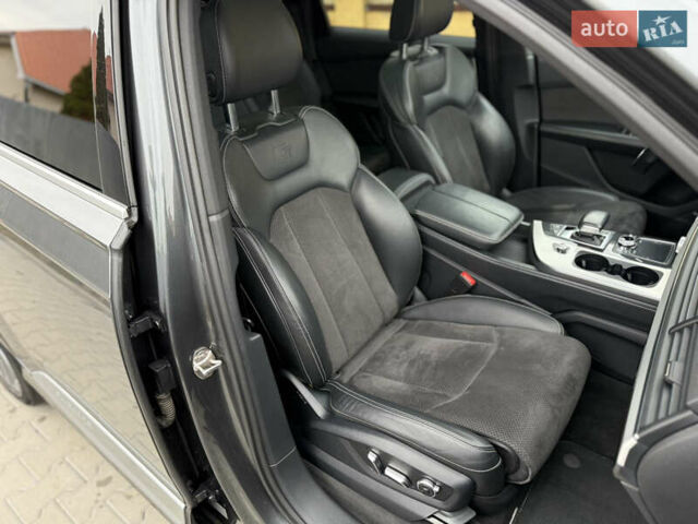 Сірий Ауді Ку 7, об'ємом двигуна 2.97 л та пробігом 246 тис. км за 33500 $, фото 62 на Automoto.ua