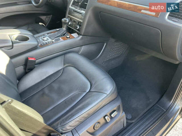 Сірий Ауді Ку 7, об'ємом двигуна 2.97 л та пробігом 143 тис. км за 23500 $, фото 26 на Automoto.ua