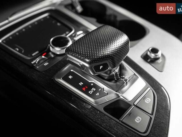 Ауді Ку 7 2015 у Одесі на Automoto.ua Сірий Ауді Ку 7, об'ємом двигуна 2.97 л та пробігом 142 тис. км за 32900 $, фото 30 на Automoto.ua