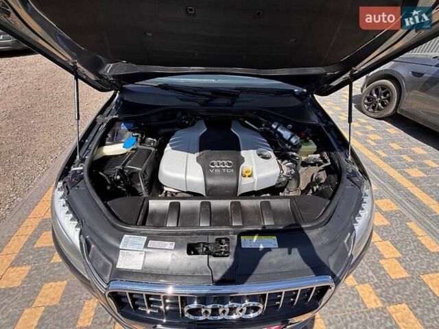 Серый Ауди Ку 7, объемом двигателя 2.97 л и пробегом 198 тыс. км за 19950 $, фото 33 на Automoto.ua