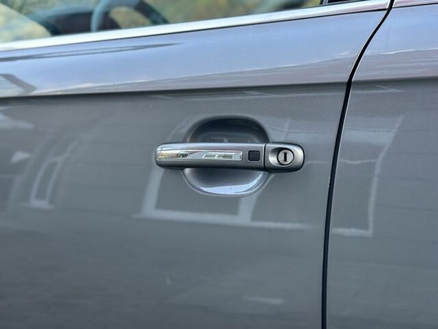 Сірий Ауді Ку 7, об'ємом двигуна 3 л та пробігом 206 тис. км за 11900 $, фото 13 на Automoto.ua