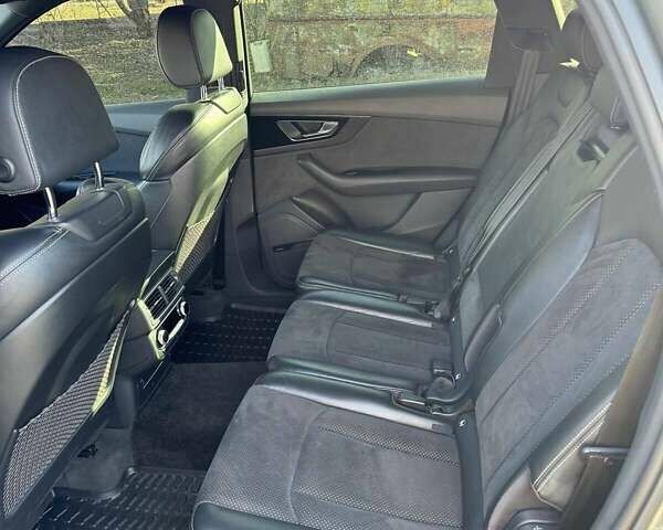 Сірий Ауді Ку 7, об'ємом двигуна 2.97 л та пробігом 227 тис. км за 34000 $, фото 9 на Automoto.ua