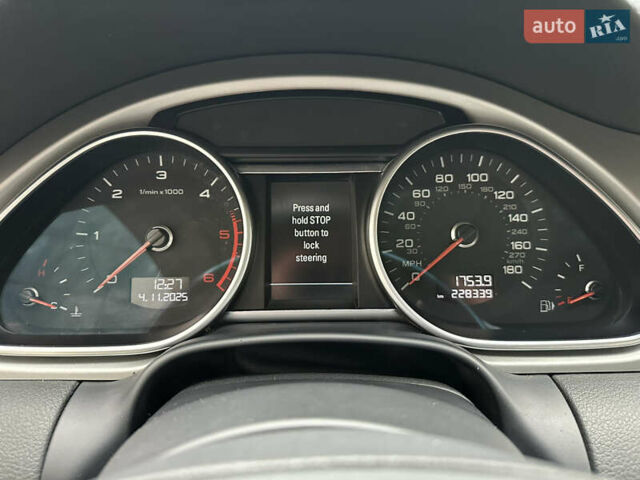 Серый Ауди Ку 7, объемом двигателя 2.97 л и пробегом 228 тыс. км за 21000 $, фото 42 на Automoto.ua