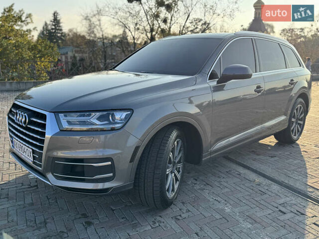 Ауді Ку 7 2015 у Харкові на Automoto.ua Сірий Ауді Ку 7, об'ємом двигуна 3 л та пробігом 177 тис. км за 22999 $, фото 10 на Automoto.ua