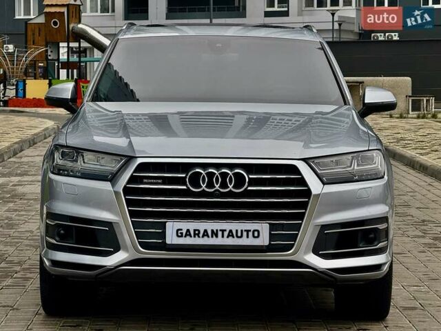 Серый Ауди Ку 7, объемом двигателя 3 л и пробегом 415 тыс. км за 24999 $, фото 3 на Automoto.ua