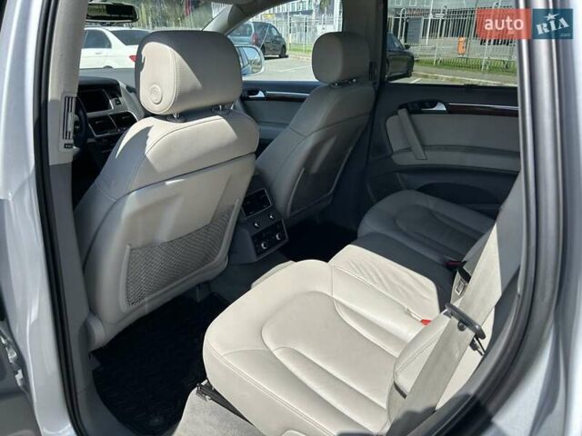 Ауди Ку 7 2015 в Киеве на Automoto.ua Серый Ауди Ку 7, объемом двигателя 3 л и пробегом 265 тыс. км за 16000 $, фото 26 на Automoto.ua