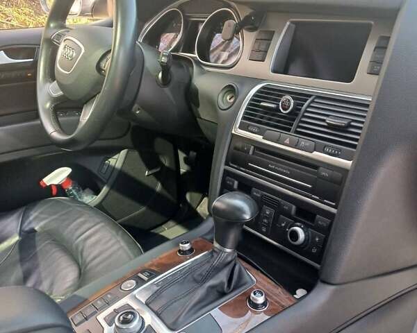 Сірий Ауді Ку 7, об'ємом двигуна 2.97 л та пробігом 199 тис. км за 21900 $, фото 14 на Automoto.ua