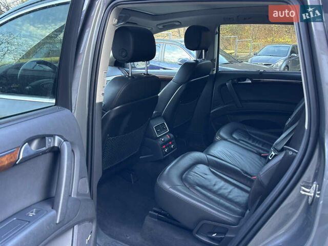 Сірий Ауді Ку 7, об'ємом двигуна 3 л та пробігом 206 тис. км за 11900 $, фото 11 на Automoto.ua