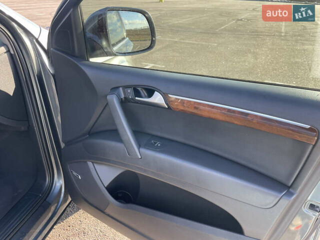 Сірий Ауді Ку 7, об'ємом двигуна 2.97 л та пробігом 143 тис. км за 23500 $, фото 25 на Automoto.ua