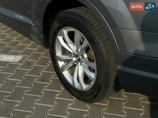 Сірий Ауді Ку 7, об'ємом двигуна 3 л та пробігом 160 тис. км за 32999 $, фото 18 на Automoto.ua