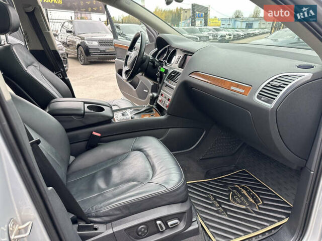 Сірий Ауді Ку 7, об'ємом двигуна 2.97 л та пробігом 320 тис. км за 19700 $, фото 24 на Automoto.ua