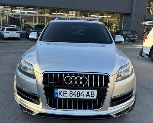Серый Ауди Ку 7, объемом двигателя 3 л и пробегом 133 тыс. км за 15500 $, фото 2 на Automoto.ua