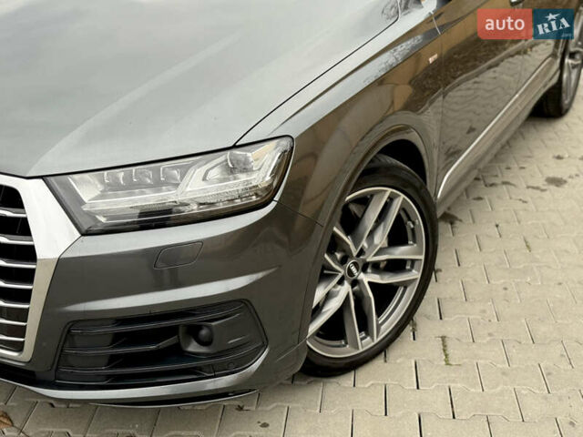 Сірий Ауді Ку 7, об'ємом двигуна 2.97 л та пробігом 246 тис. км за 33500 $, фото 26 на Automoto.ua
