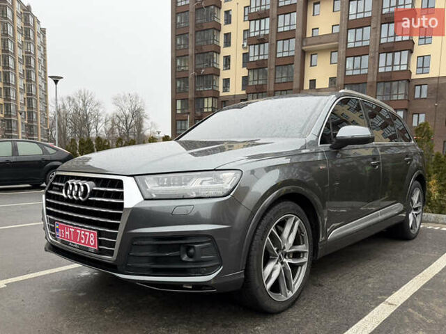 Серый Ауди Ку 7, объемом двигателя 2.97 л и пробегом 246 тыс. км за 34500 $, фото 1 на Automoto.ua