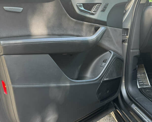 Сірий Ауді Ку 7, об'ємом двигуна 3 л та пробігом 120 тис. км за 45000 $, фото 29 на Automoto.ua