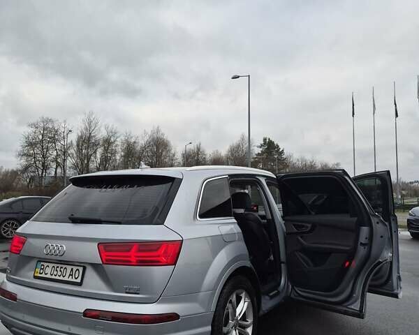 Серый Ауди Ку 7, объемом двигателя 3 л и пробегом 198 тыс. км за 25000 $, фото 29 на Automoto.ua