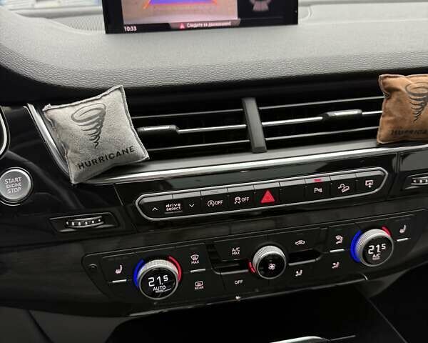 Сірий Ауді Ку 7, об'ємом двигуна 3 л та пробігом 180 тис. км за 26500 $, фото 53 на Automoto.ua