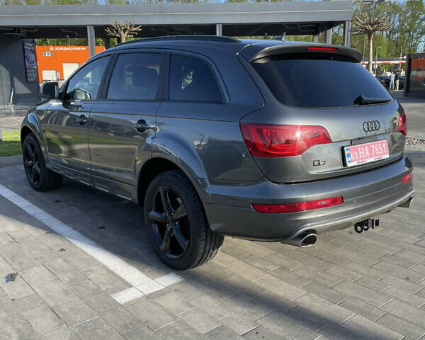Сірий Ауді Ку 7, об'ємом двигуна 3 л та пробігом 235 тис. км за 22400 $, фото 4 на Automoto.ua