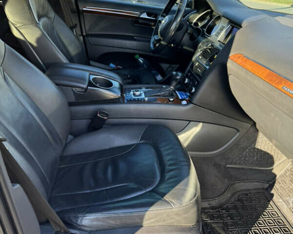 Серый Ауди Ку 7, объемом двигателя 2.97 л и пробегом 289 тыс. км за 18999 $, фото 11 на Automoto.ua