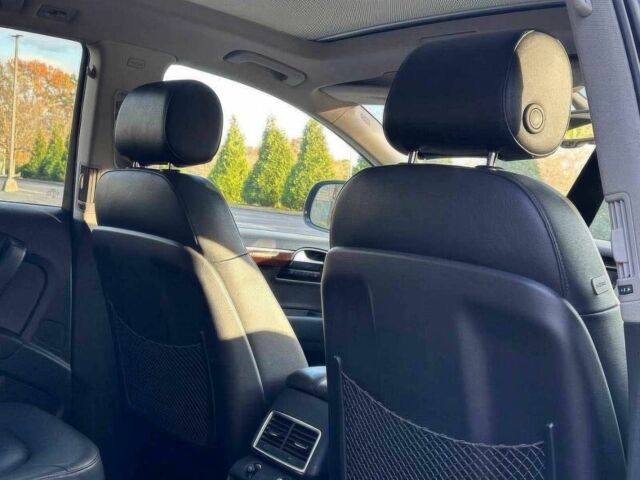 Сірий Ауді Ку 7, об'ємом двигуна 3 л та пробігом 74 тис. км за 13500 $, фото 13 на Automoto.ua