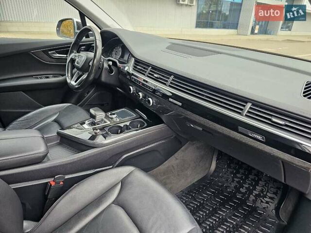 Ауді Ку 7 2015 у Ковель на Automoto.ua Сірий Ауді Ку 7, об'ємом двигуна 3 л та пробігом 157 тис. км за 22500 $, фото 19 на Automoto.ua