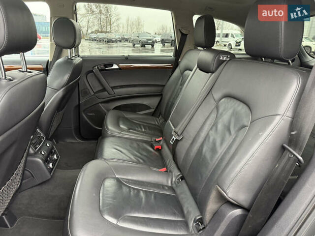 Сірий Ауді Ку 7, об'ємом двигуна 0 л та пробігом 195 тис. км за 15900 $, фото 23 на Automoto.ua