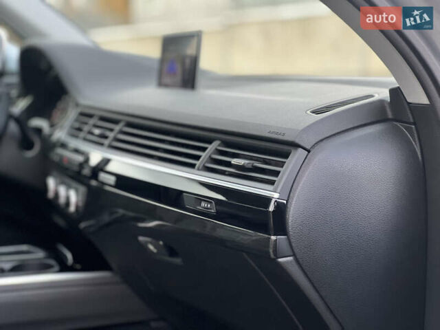 Сірий Ауді Ку 7, об'ємом двигуна 3 л та пробігом 138 тис. км за 23499 $, фото 105 на Automoto.ua