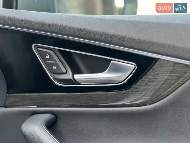 Сірий Ауді Ку 7, об'ємом двигуна 3 л та пробігом 138 тис. км за 23499 $, фото 103 на Automoto.ua