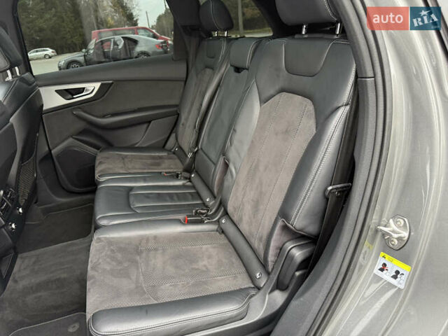 Серый Ауди Ку 7, объемом двигателя 2.97 л и пробегом 210 тыс. км за 35900 $, фото 36 на Automoto.ua