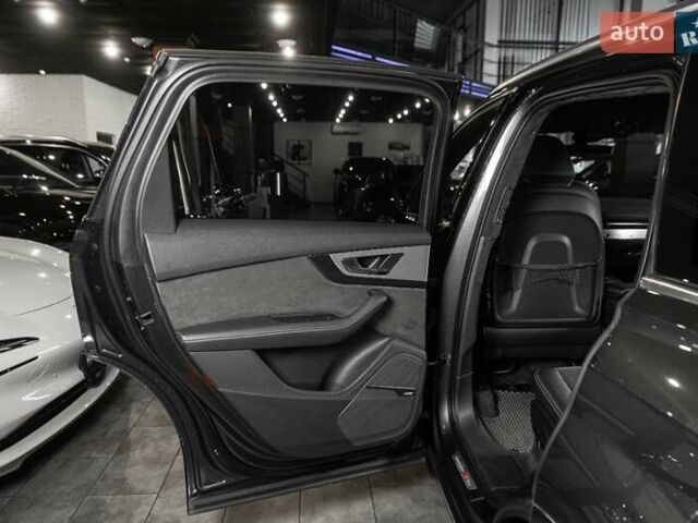 Ауді Ку 7 2015 у Одесі на Automoto.ua Сірий Ауді Ку 7, об'ємом двигуна 2.97 л та пробігом 142 тис. км за 32900 $, фото 39 на Automoto.ua