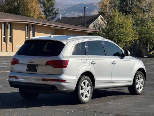 Серый Ауди Ку 7, объемом двигателя 3 л и пробегом 76 тыс. км за 9600 $, фото 4 на Automoto.ua